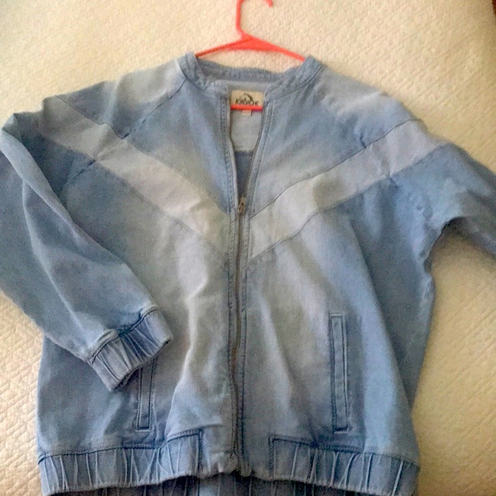 Roomy jacket from the jordache vintage collection
